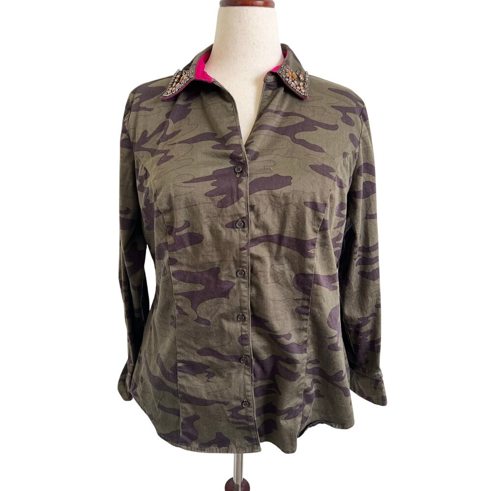 Lane Bryant Camouflage Long Sleeve Button Up Size 16